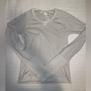 Lululemon Swiftly Tech Long Sleeve Race Length